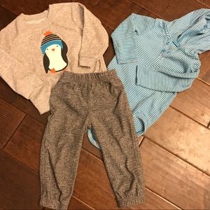 ❌SOLD❌ Carter’s 3 piece penguin fleece set.